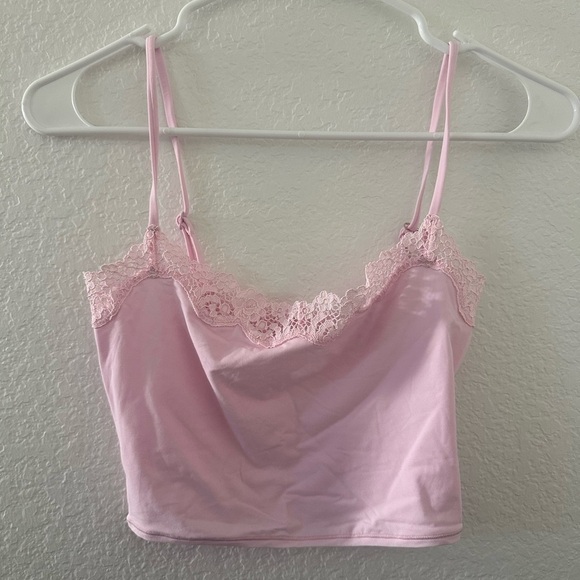 SKIMS Tops - Skims fits everybody lace cami in cherry blossom